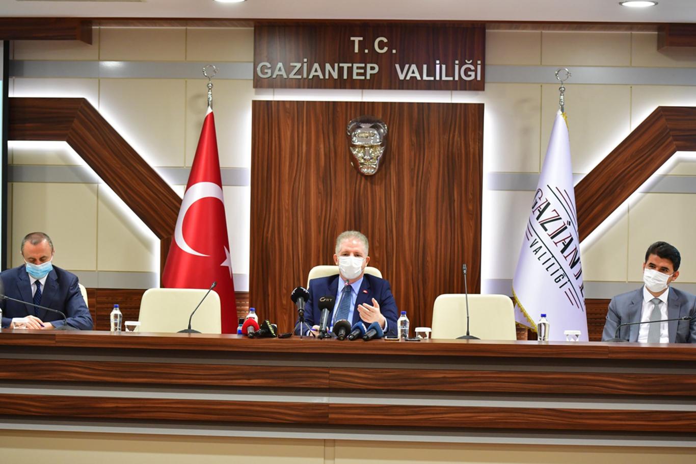 Gaziantep Valisi Davut Gül Coronavirus ile ilgili uyarılarda bulundu